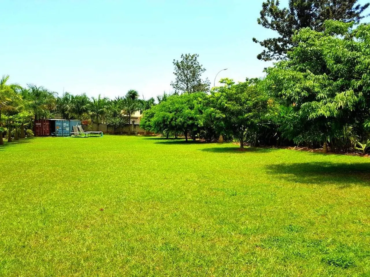 Wavamunno Road Apartman Kampala