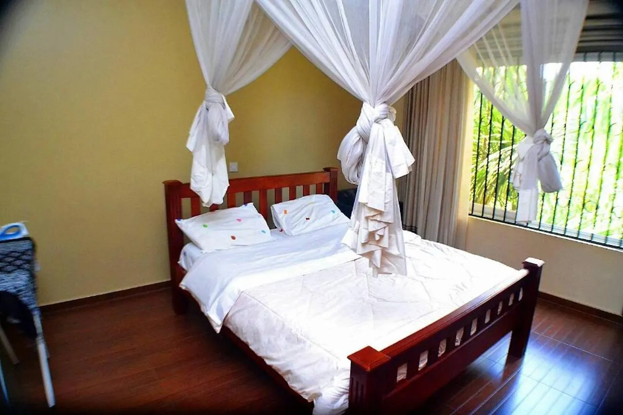 Wavamunno Road Apartman Kampala