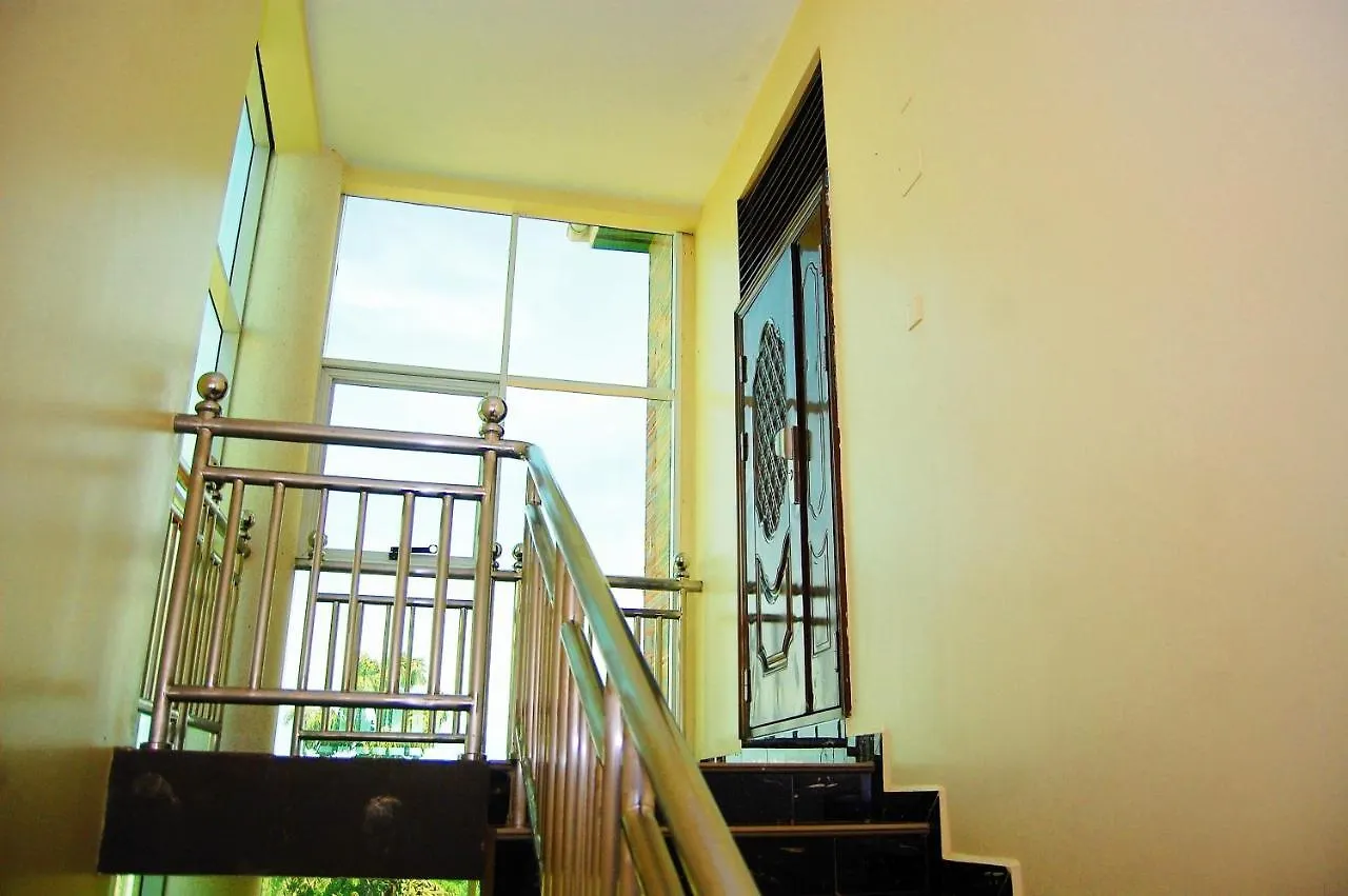 Wavamunno Road Apartman Kampala